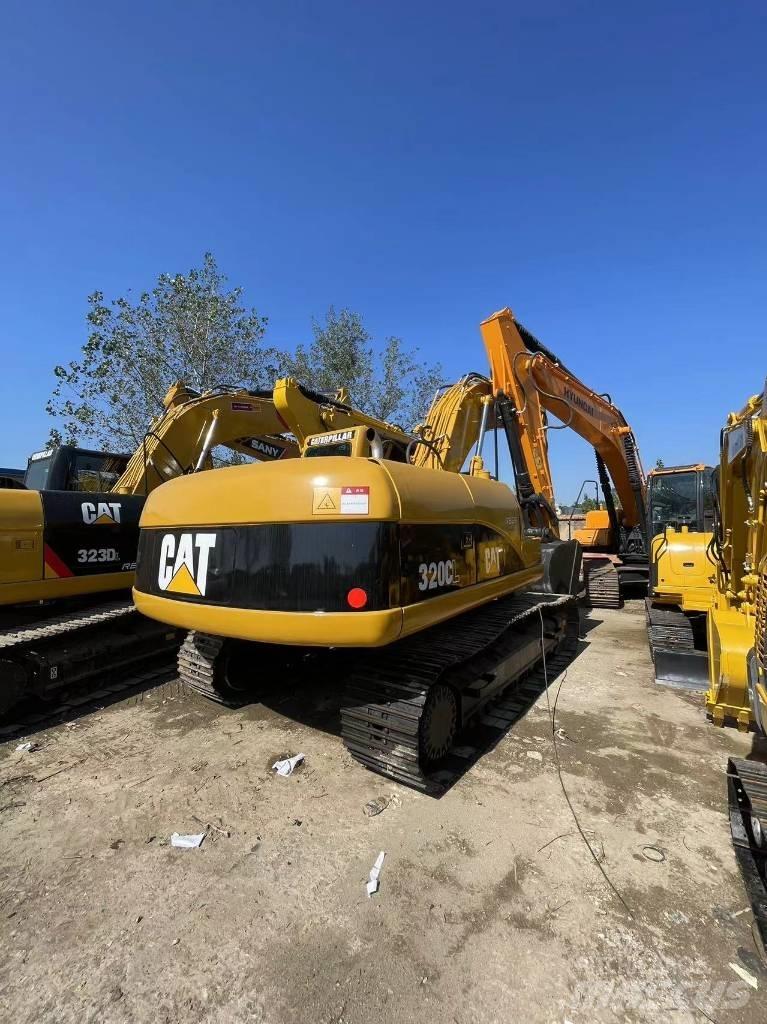 CAT 320 GC Lánctalpas kotrók