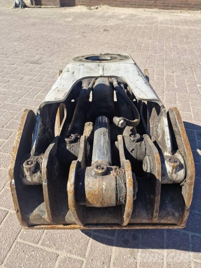 Komatsu G36 Erdészet - Egyebek