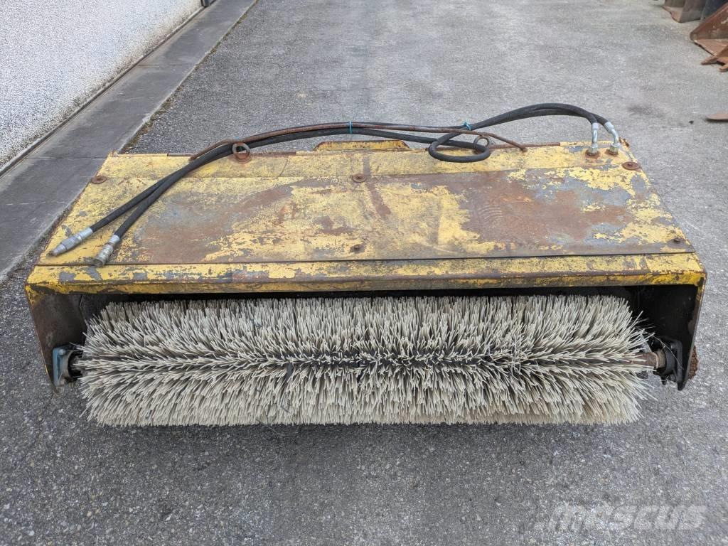Bobcat 773 Kompaktrakodók