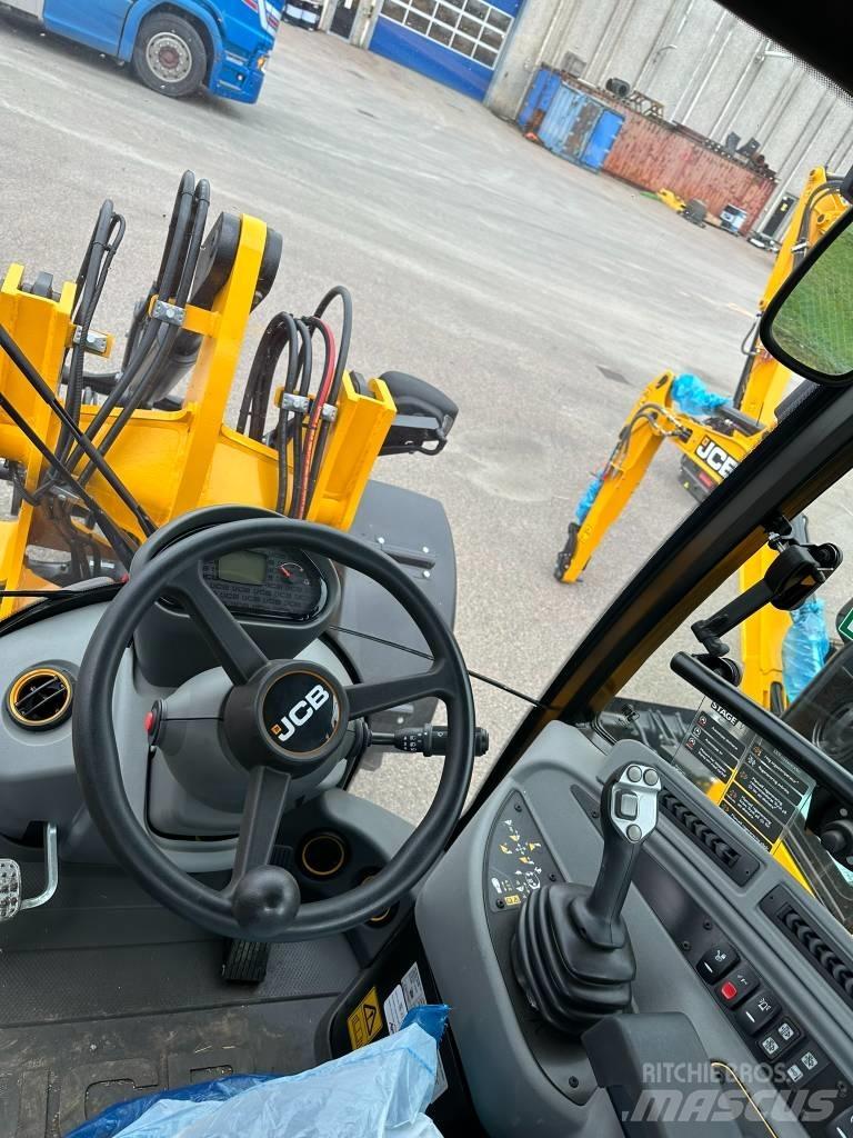 JCB 407 Gumikerekes homlokrakodók