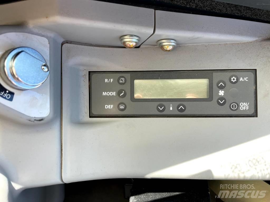 Hitachi ZX 38 U-5 A Mini kotrók < 7t
