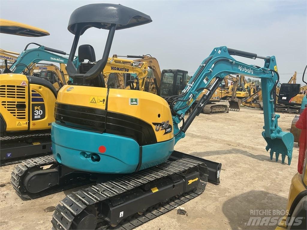Kubota U 30 Mini kotrók < 7t