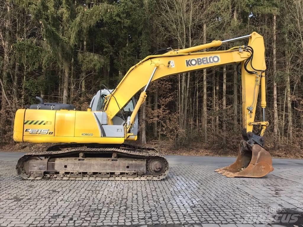 New Holland E 215 B Lánctalpas kotrók