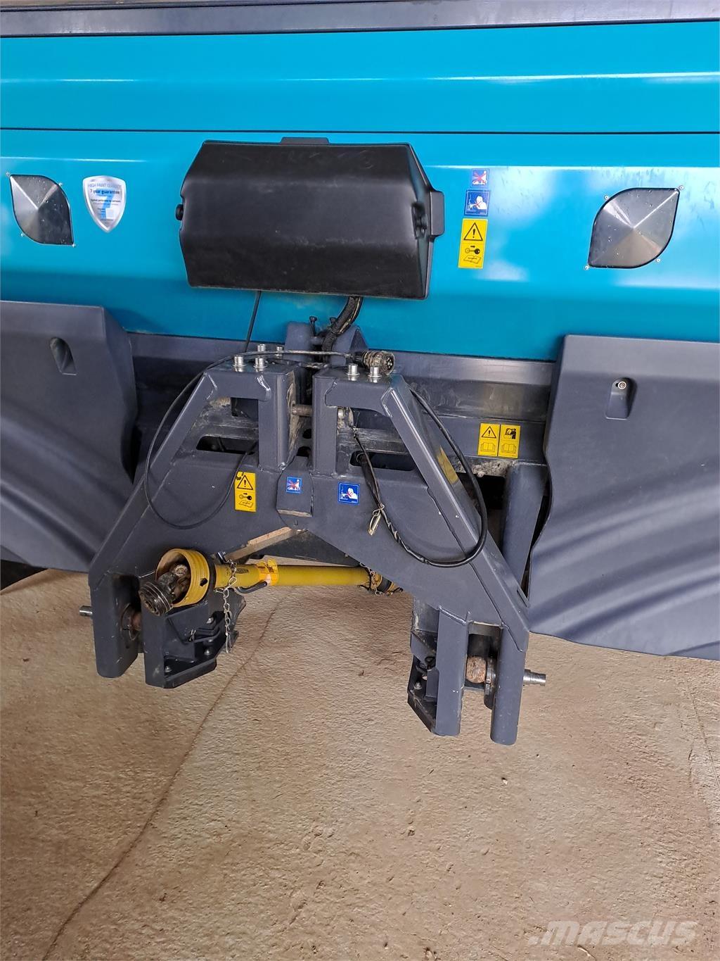 Sulky X50+ Műtrágya permetezők