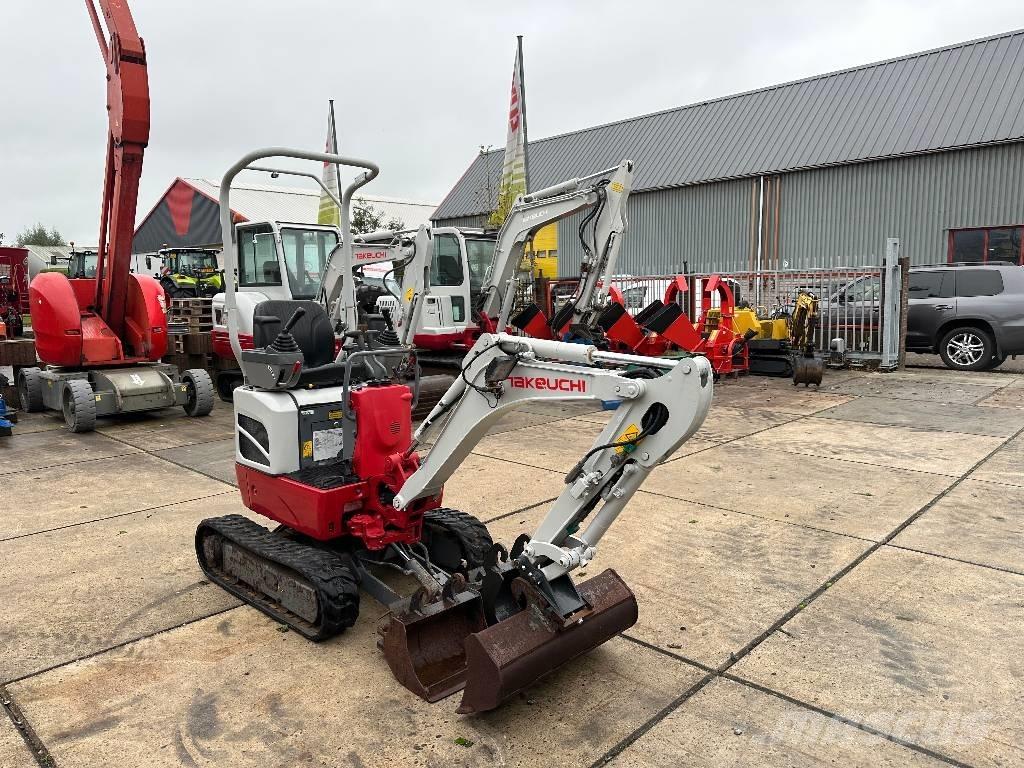 Takeuchi TB 210 R Mini kotrók < 7t