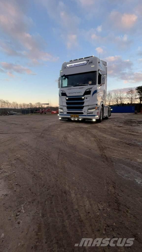 Scania R530 Nyergesvontatók