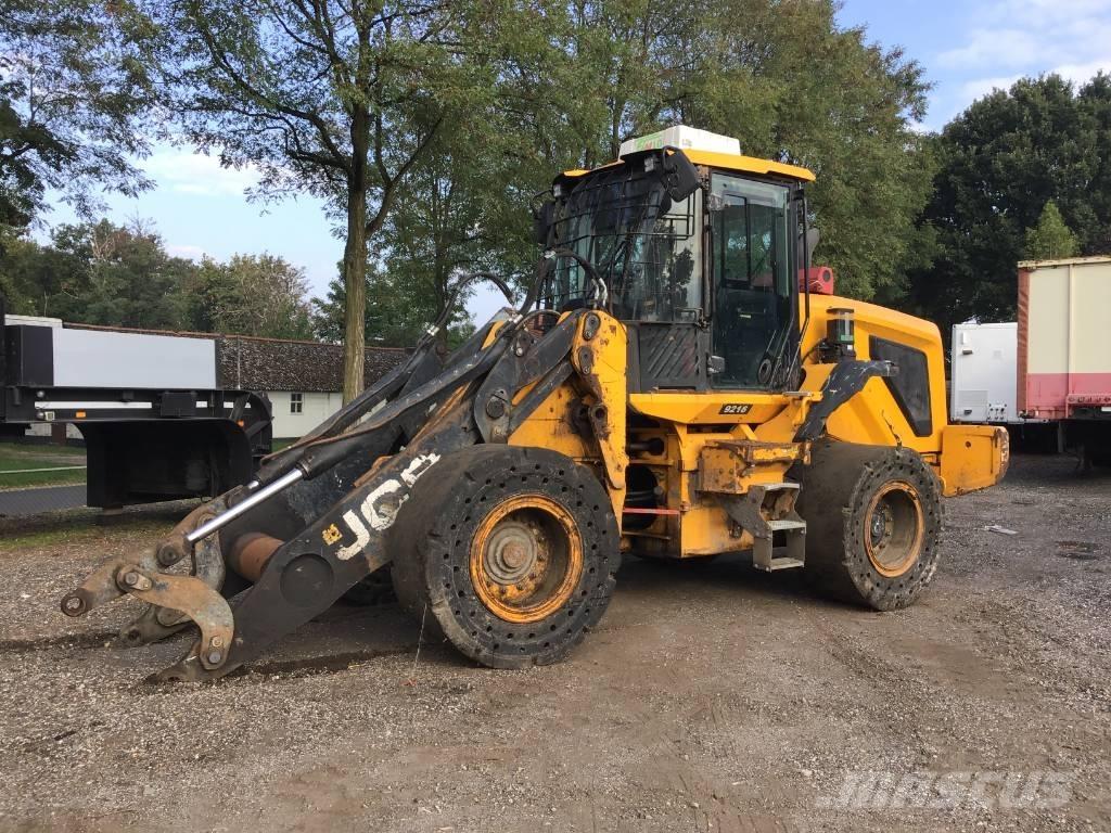 JCB 437 WHT Gumikerekes homlokrakodók