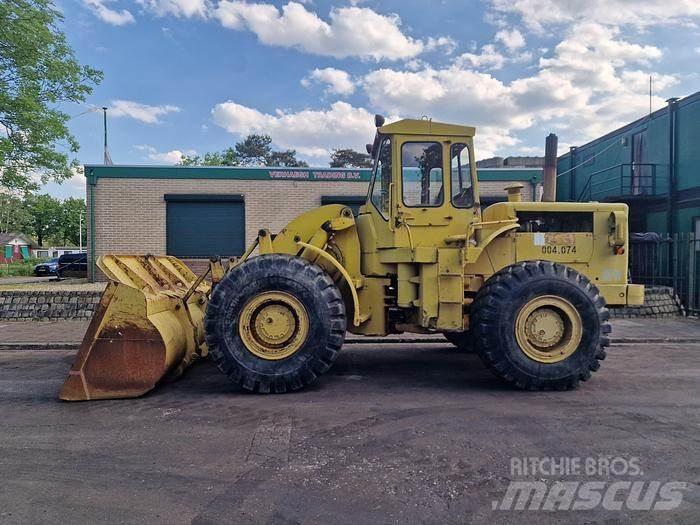 CAT 966C Gumikerekes homlokrakodók