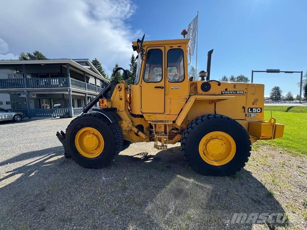 Volvo BM L 50 Gumikerekes homlokrakodók