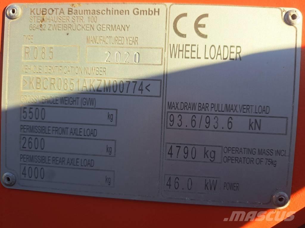 Kubota R 085 Gumikerekes homlokrakodók