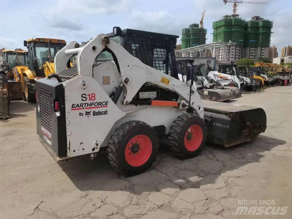 Bobcat S 16 Kompaktrakodók