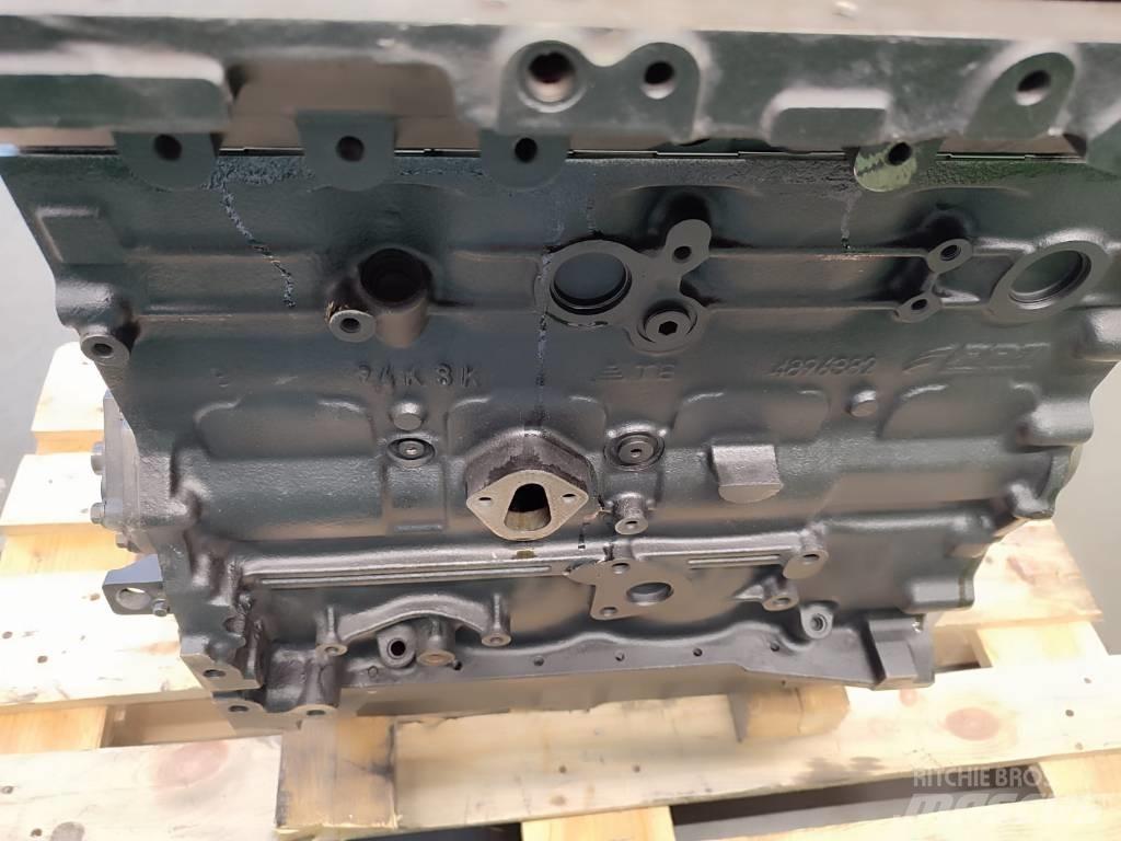 Iveco F4GE engine Motorok