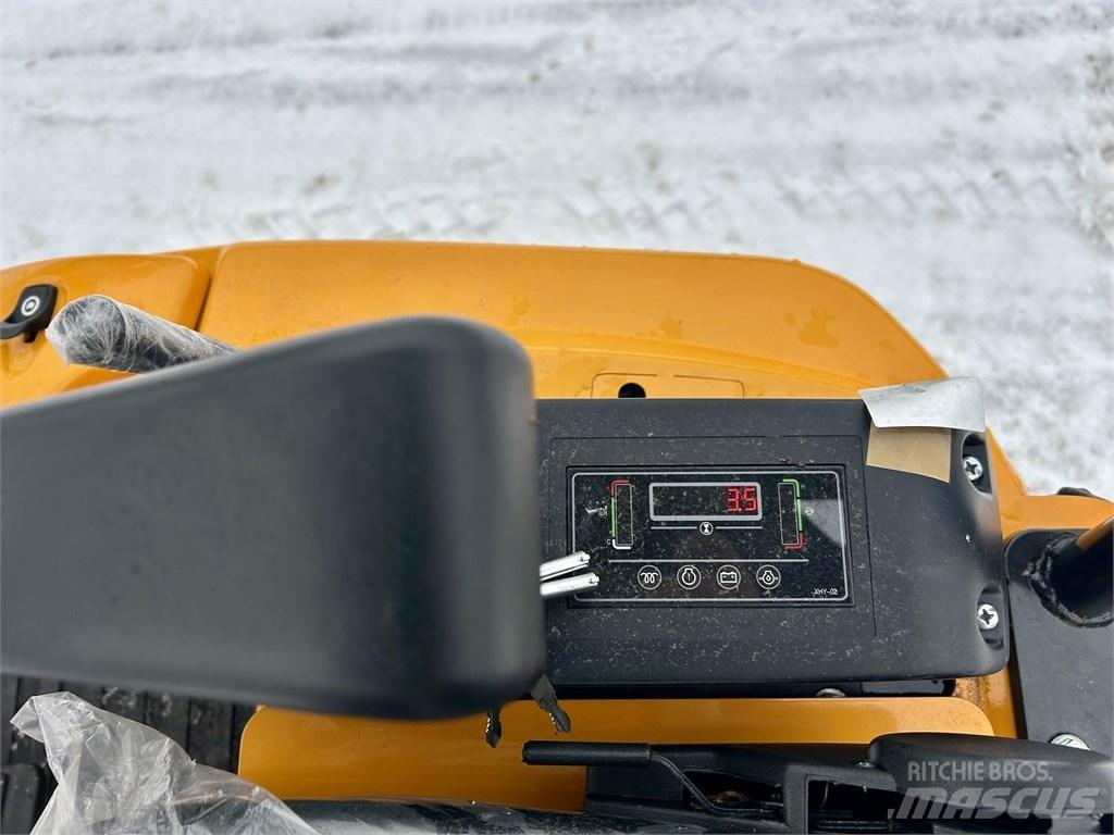JPC HT18 KATOS Mini kotrók < 7t