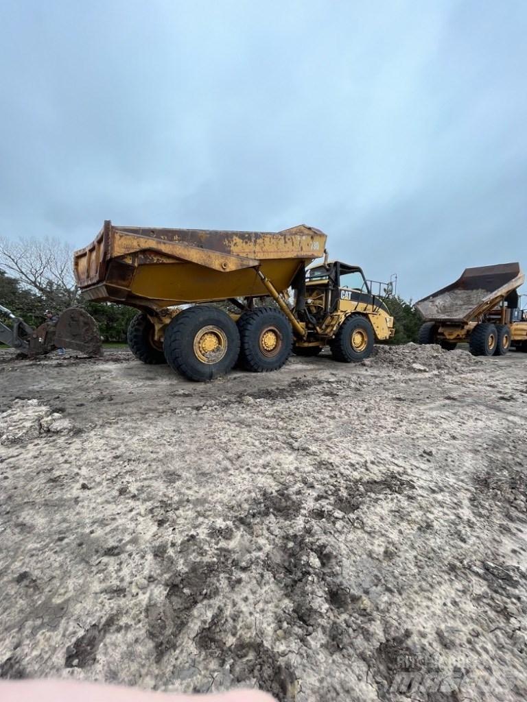 CAT 730 Csuklósdömperek