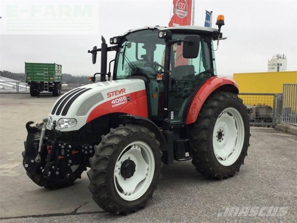 Steyr 4085 Kompakt Traktorok