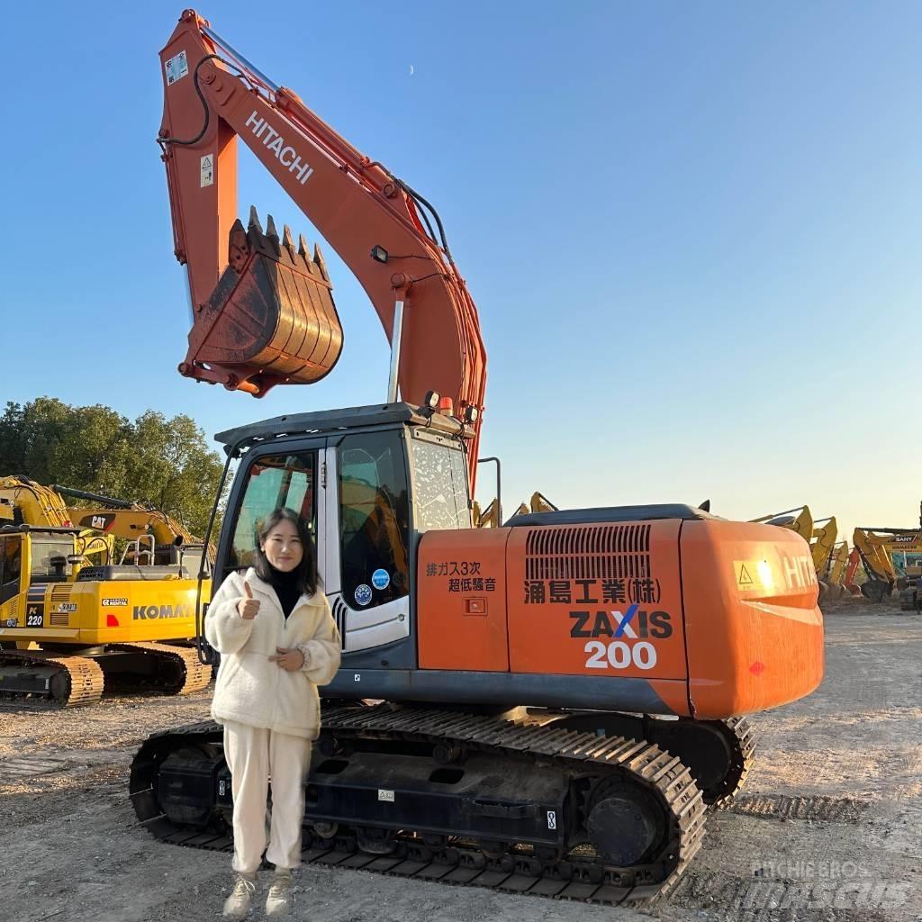 Hitachi ZX 200-3 Lánctalpas kotrók
