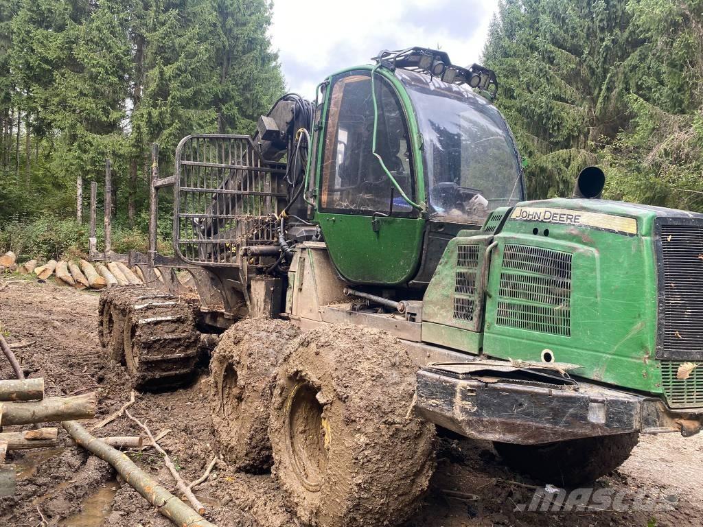 John Deere 1110 E Kihordók