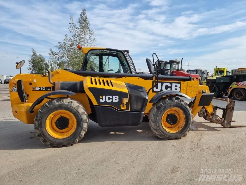 JCB 540-140 Hi Viz Teleszkópos rakodók