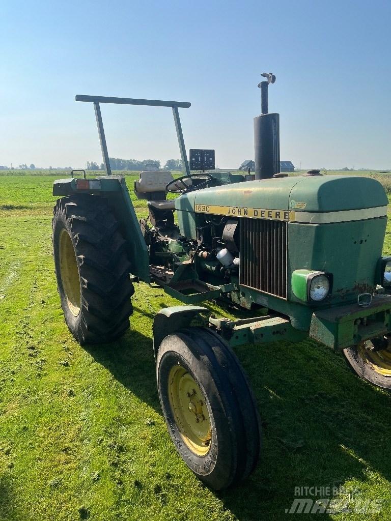 John Deere 1630 Traktorok