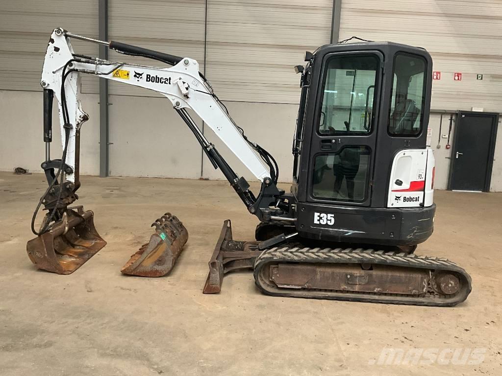Bobcat E 35 Mini kotrók < 7t