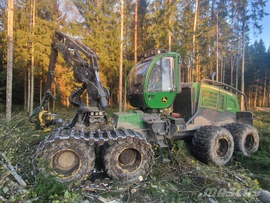 John Deere 1270G Betakarítók