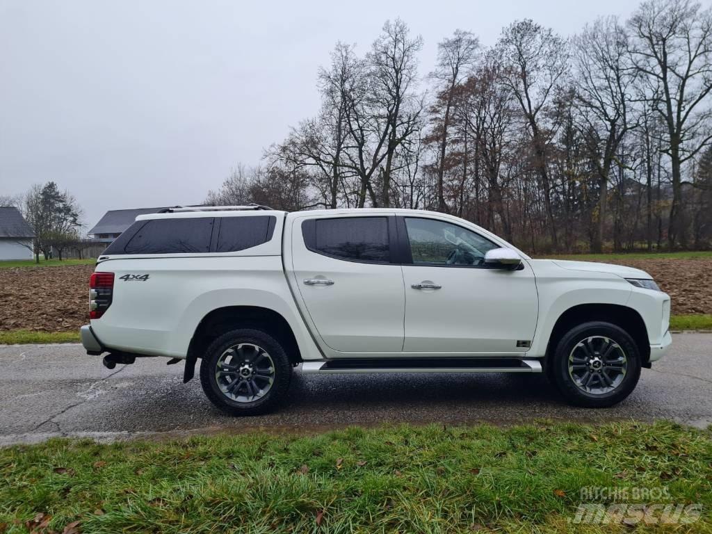 Mitsubishi L200 Kis teherszállító/Platós kocsi