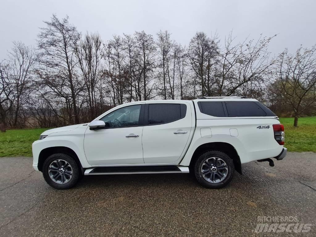 Mitsubishi L200 Kis teherszállító/Platós kocsi