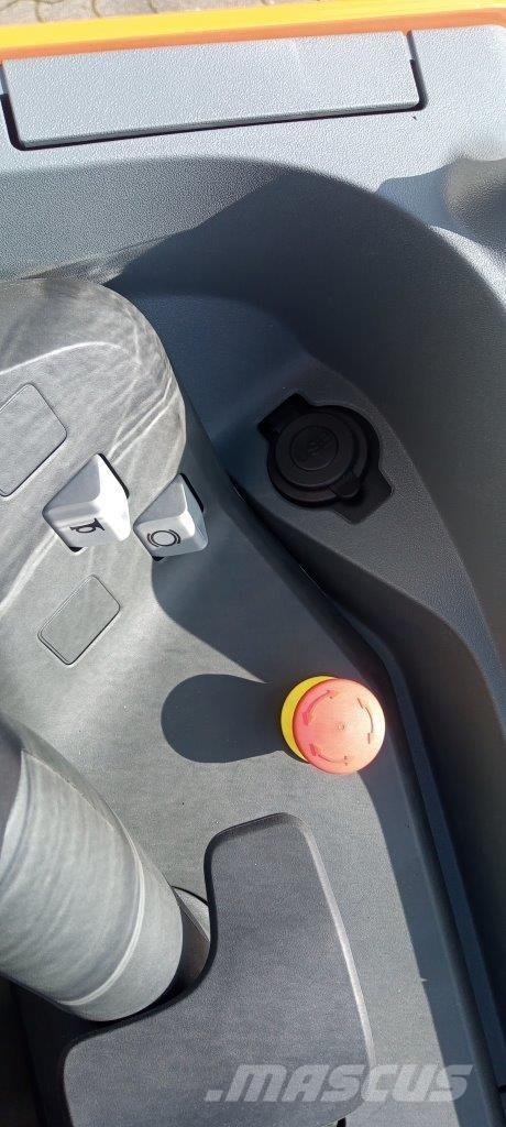 Toyota LSI200 Gyalogkíséretű targonca