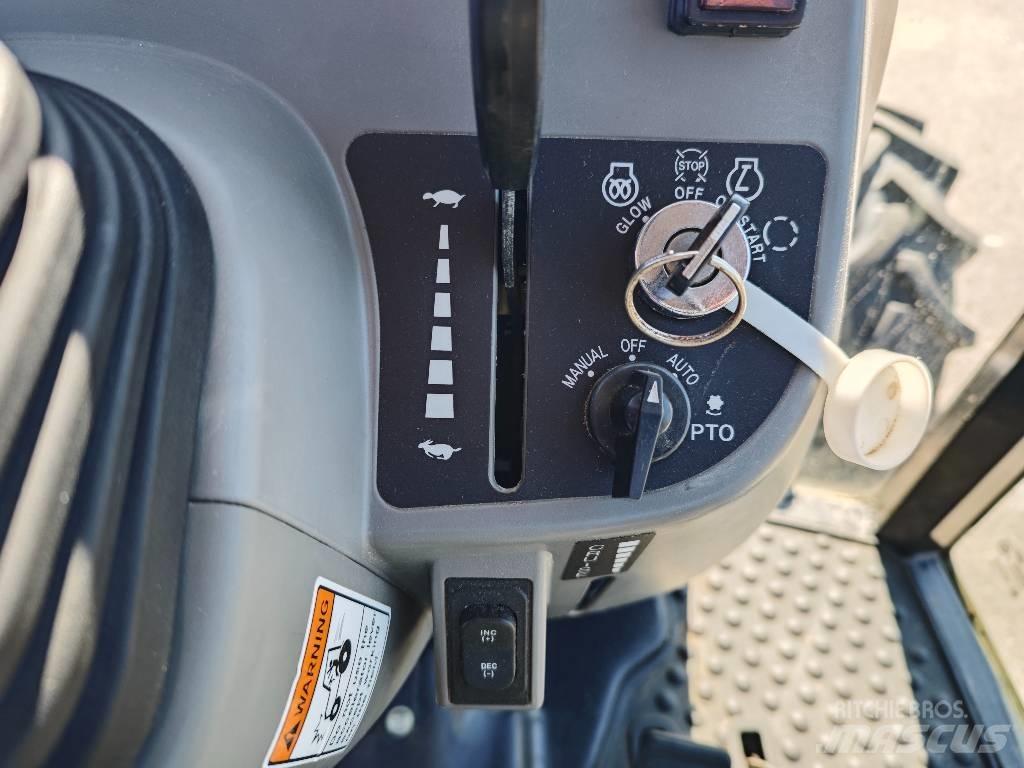 TYM T503 HST Szerszámos kocsi