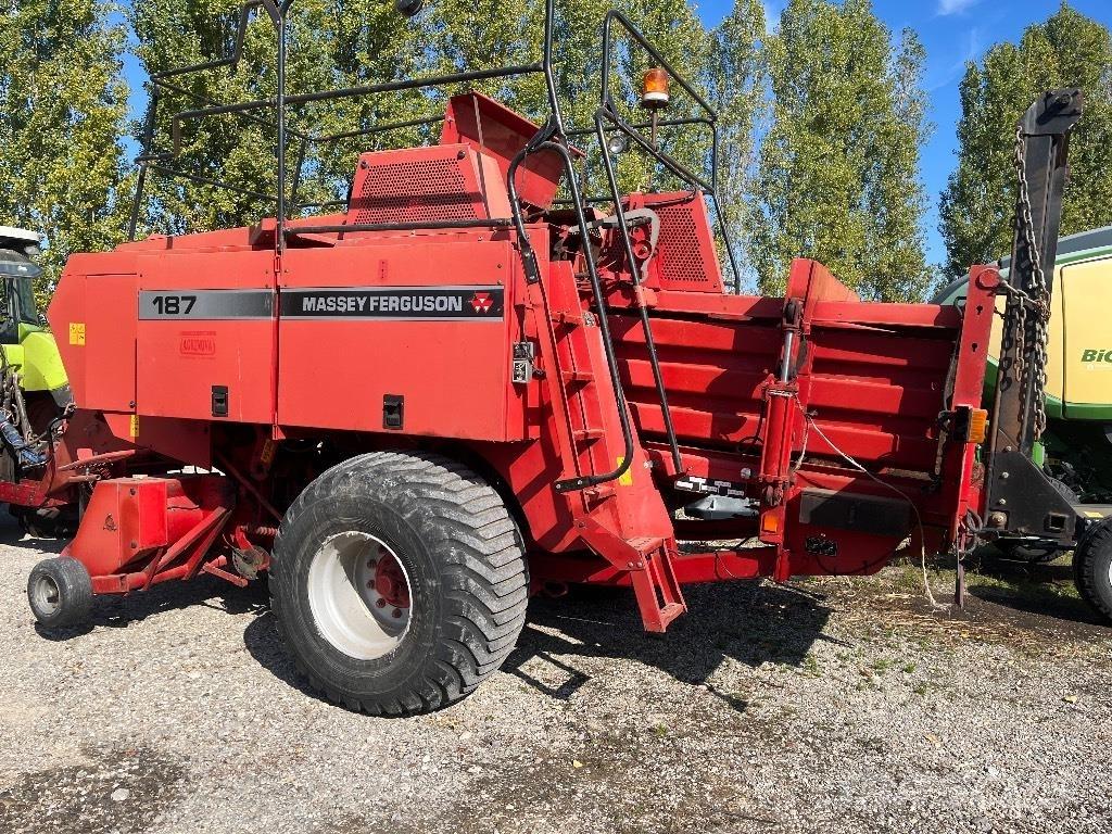 Massey Ferguson 187 Szögletes bálázók