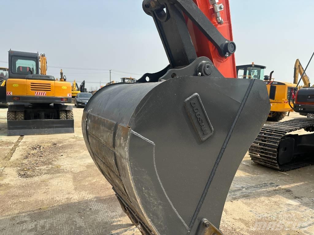 Doosan DX 225LC-9C Lánctalpas kotrók
