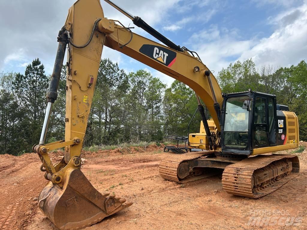 CAT 323FL Lánctalpas kotrók