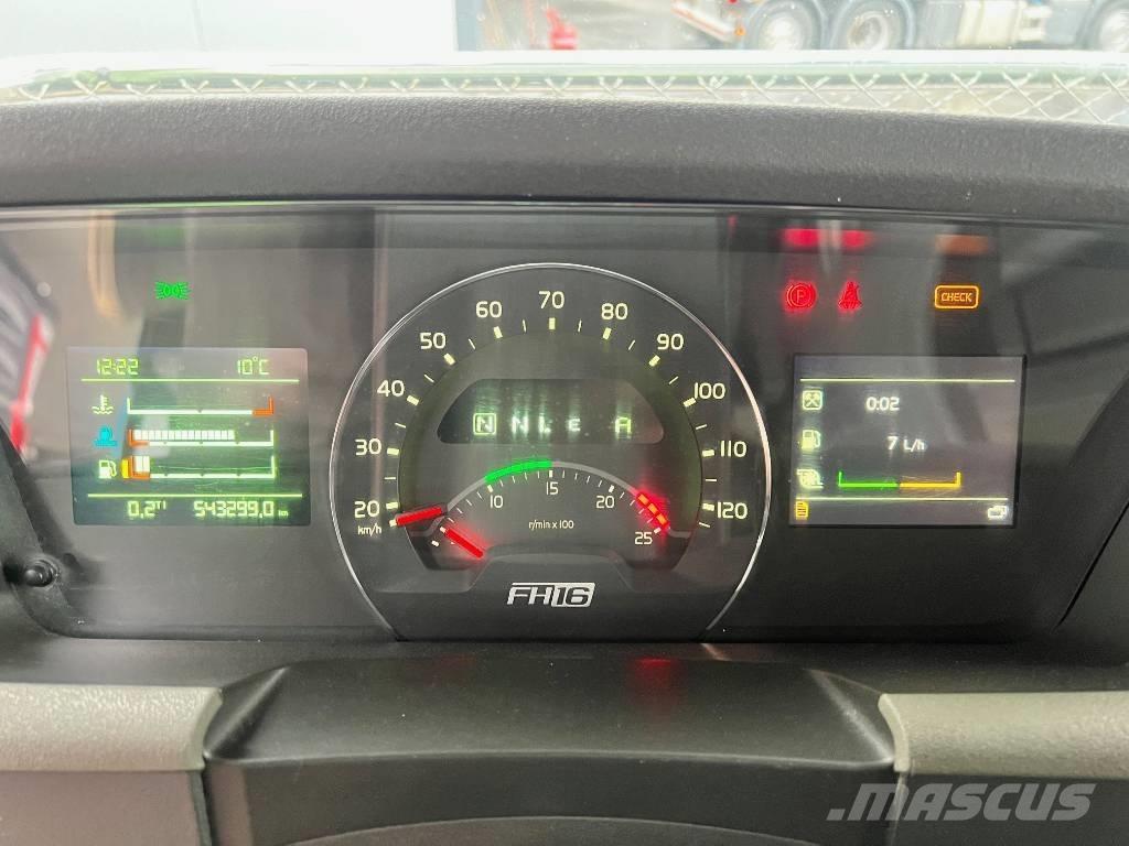 Volvo FH 750 6x4 Nyergesvontatók