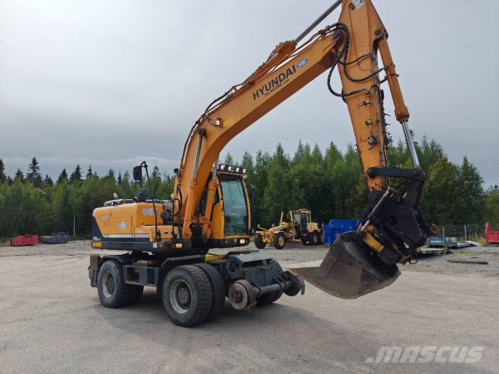 Hyundai R170-W9 Gumikerekes kotrók