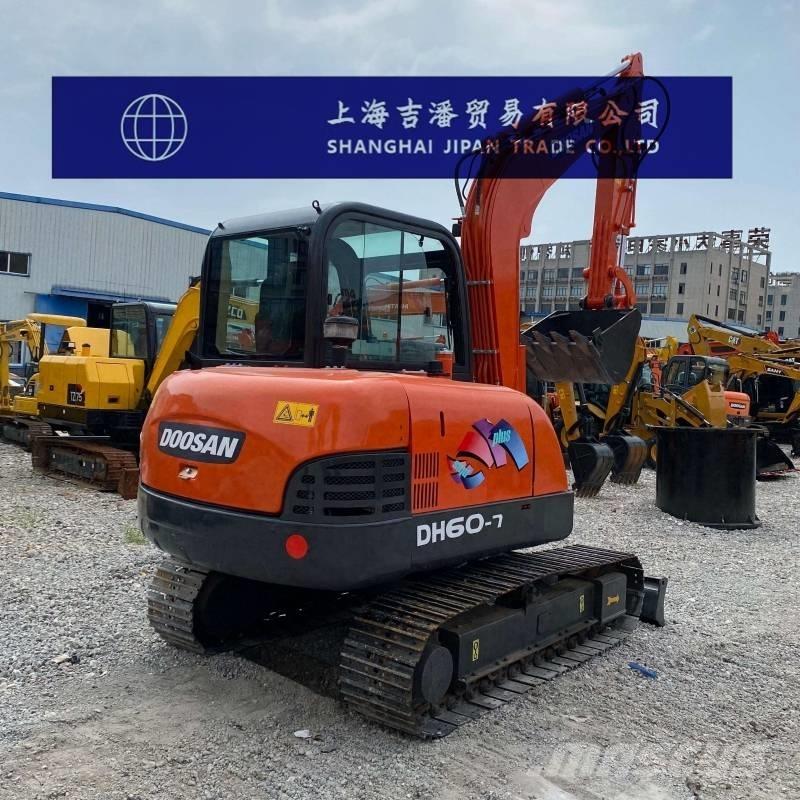 Doosan DH 60-7 Mini kotrók < 7t