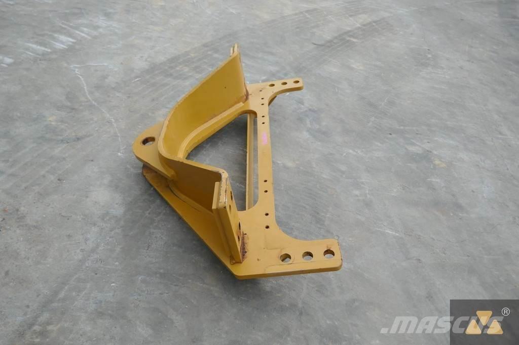 CAT 140M3 Drawbar Haszonjárművek - Egyéb