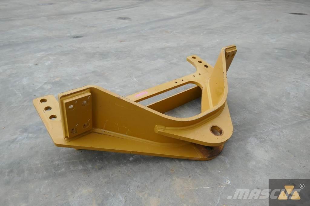 CAT 140M3 Drawbar Haszonjárművek - Egyéb