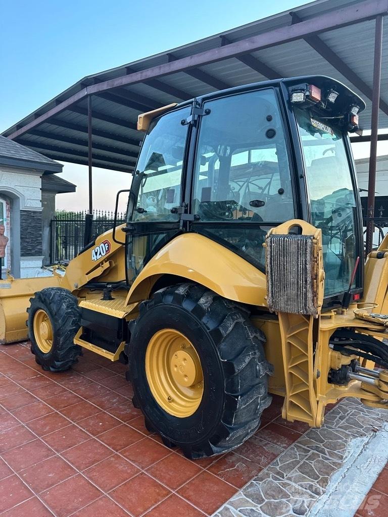 CAT 420 F Kotrórakodók