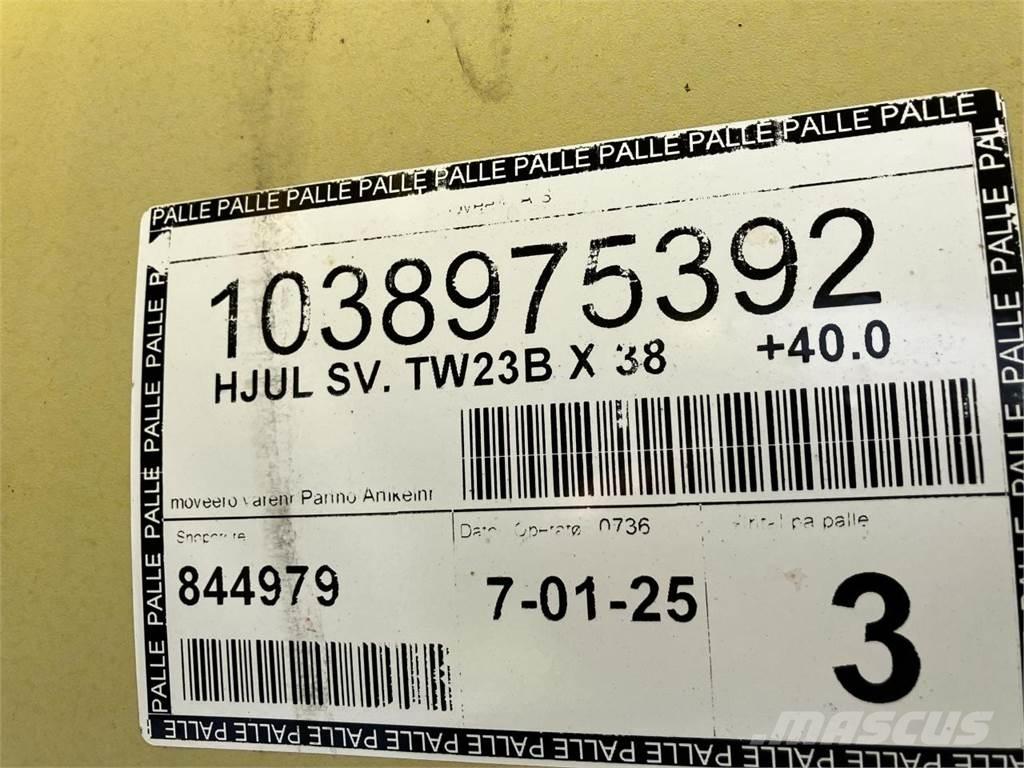 John Deere 23x38 Gumiabroncsok, kerekek és felnik
