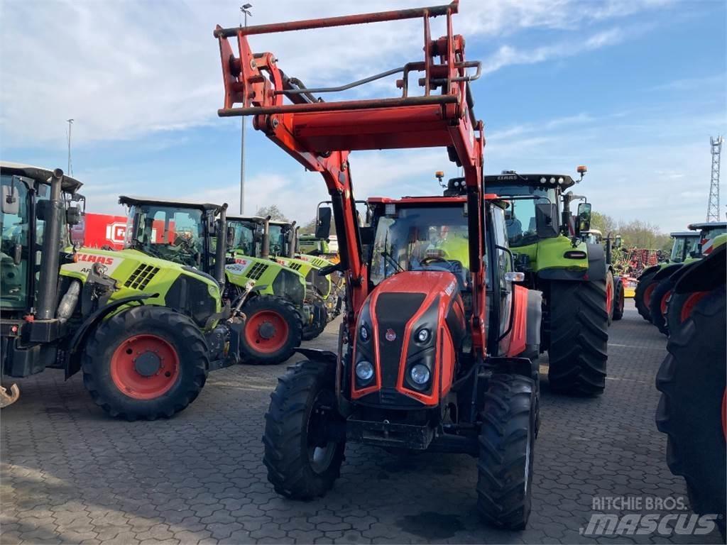 Ursus C-380 Traktorok