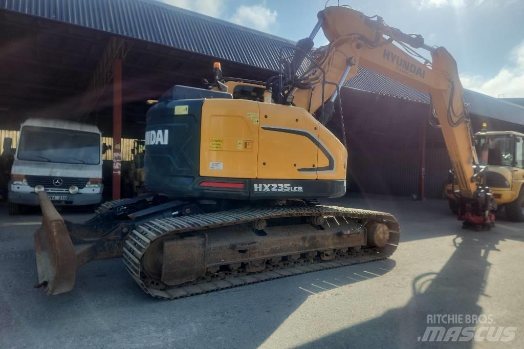 Hyundai HX 235 LCR Lánctalpas kotrók