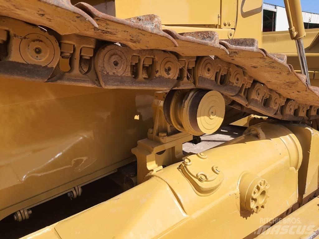 CAT D 6 R XL III lánctalpas dózerek