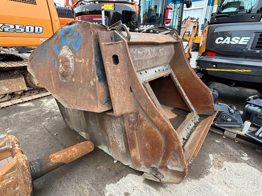 MB Crusher 120 Törő kanalak