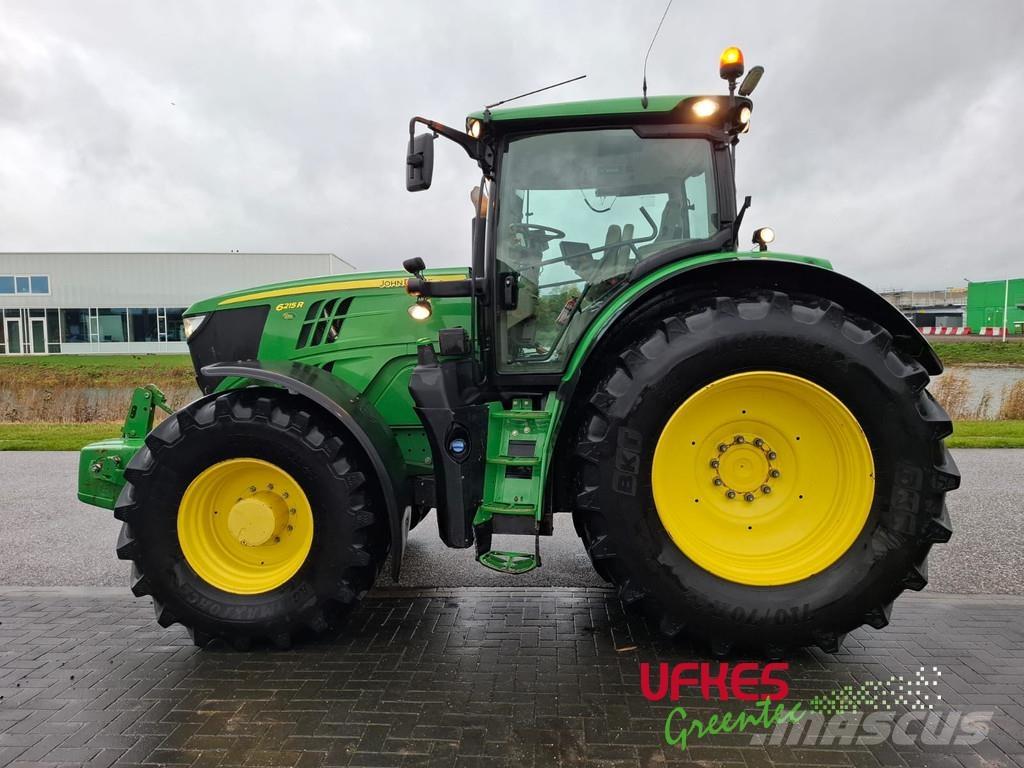 John Deere 6215 R Traktorok