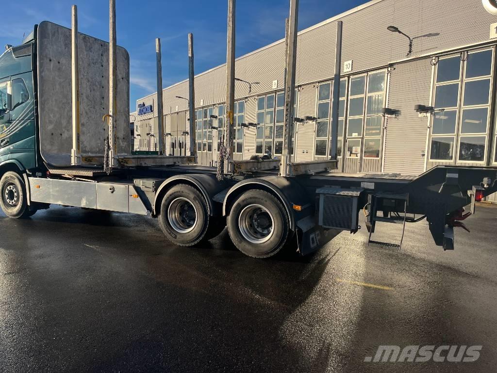 Volvo FH 16 Rönkszállító teherautók