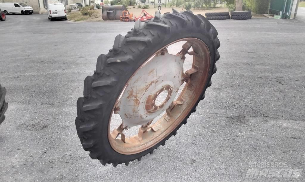 Kleber 8.3R44 Gumiabroncsok, kerekek és felnik