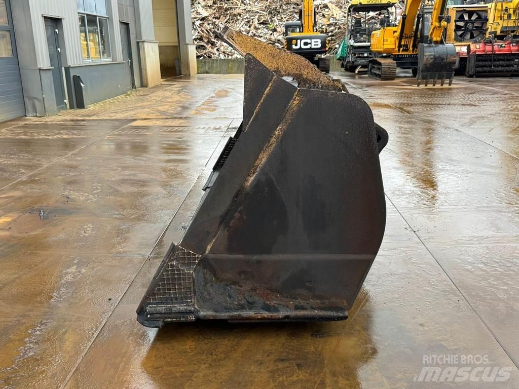 CAT Bucket CAT 980 Kanalak