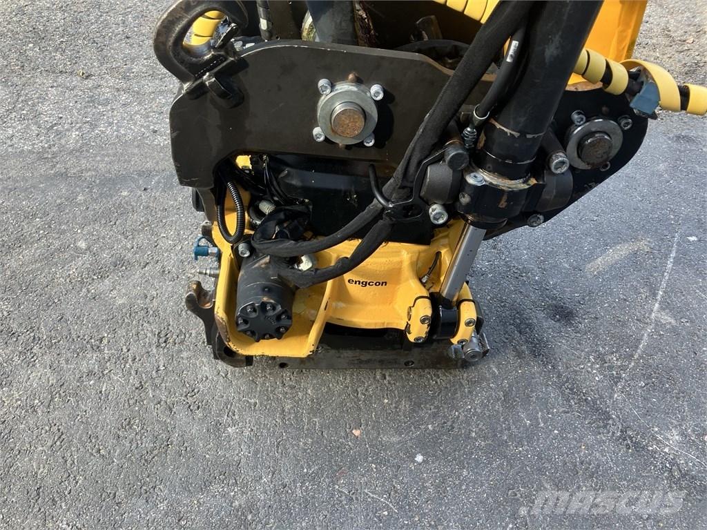 JCB 110 Hydradig Gumikerekes kotrók