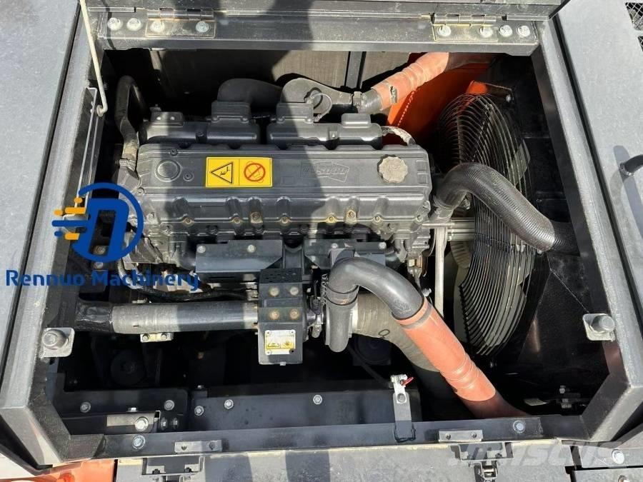 Doosan DX 340 Lánctalpas kotrók