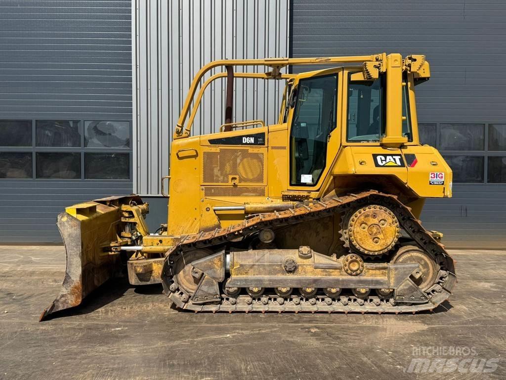 CAT D6N lánctalpas dózerek